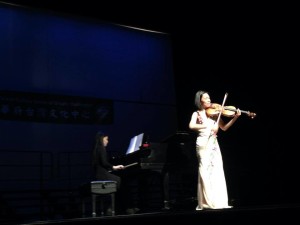 Violist Hsin-Yun Huang and Pianist Yi-Fang Huang