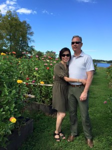 GinDance.Sweet Virginia Bee Farm